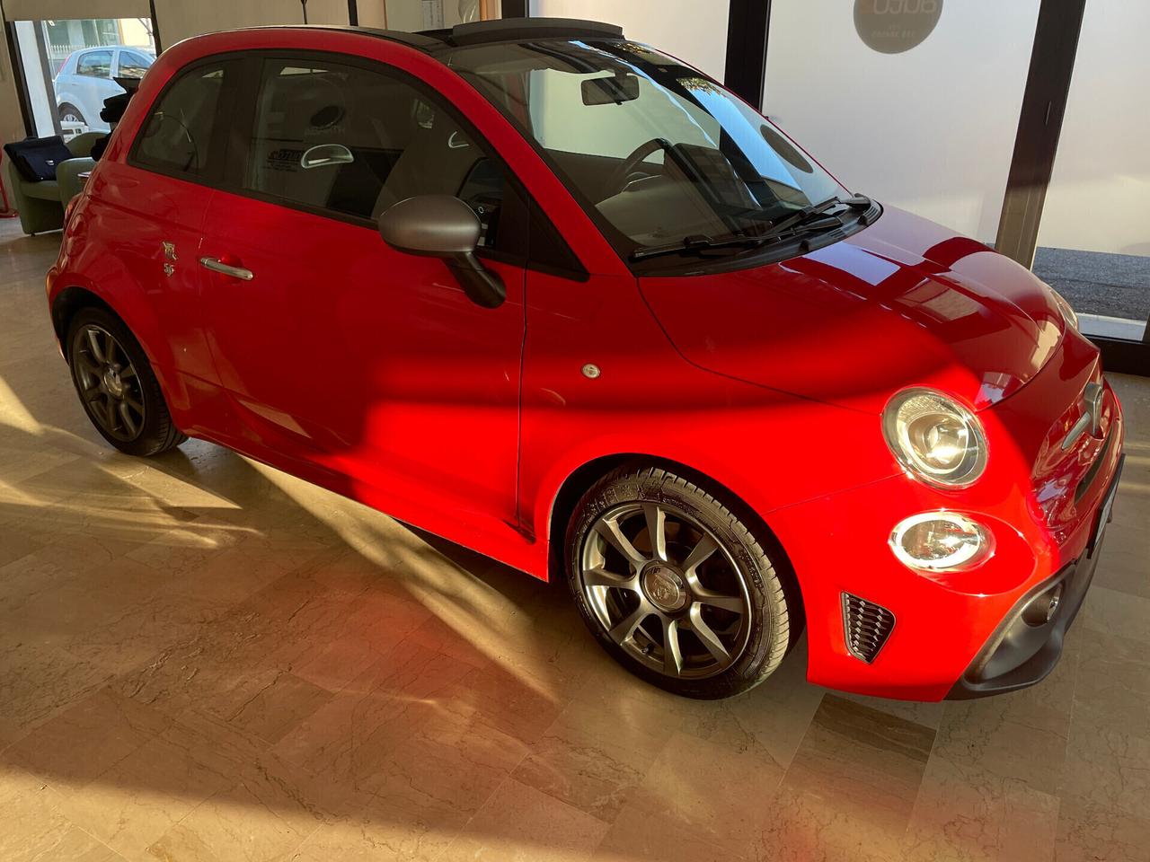 Abarth 595 C 1.4 Turbo T-Jet 145 CV CABRIO