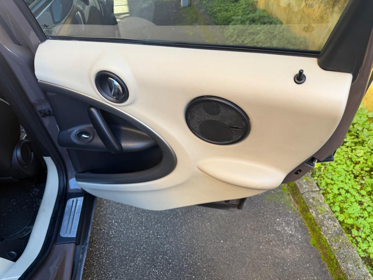 Mini 1.6 16V Cooper D