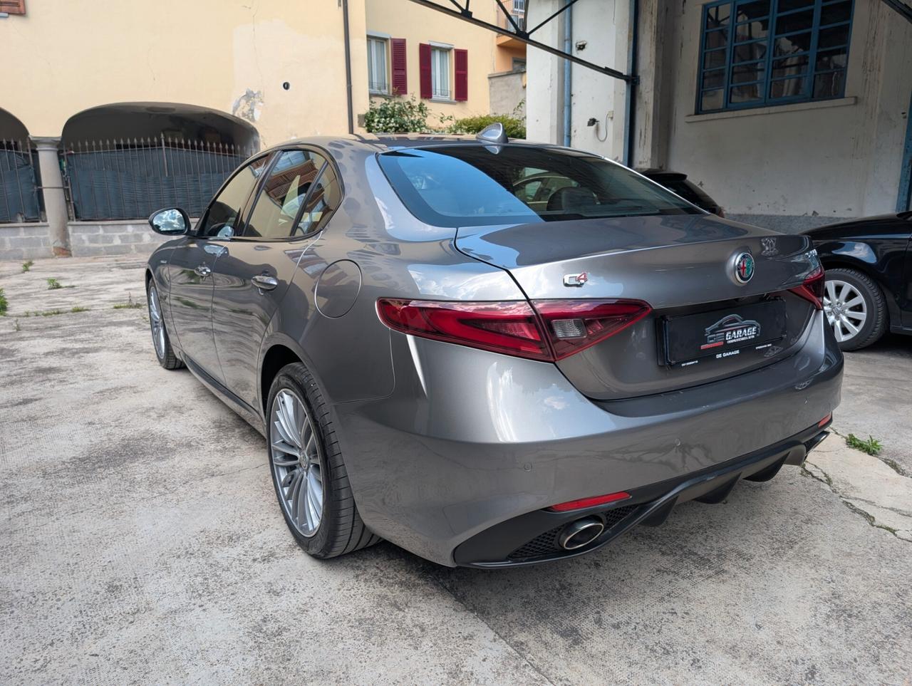 Alfa Romeo Giulia 2.2 Turbodiesel 210 CV AT8 AWD Q4 Veloce