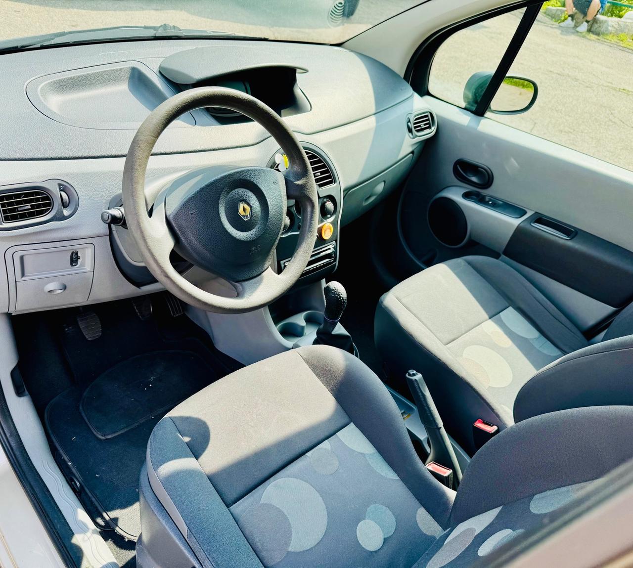 Renault Modus 1.2 16V Luxe 55kw