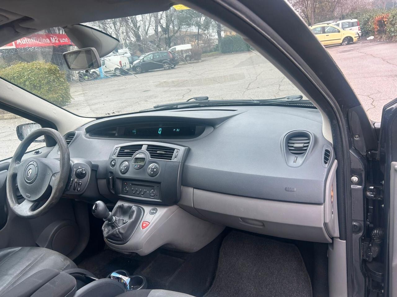 Renault Scenic Scénic 1.9 dCi/130CV Confort