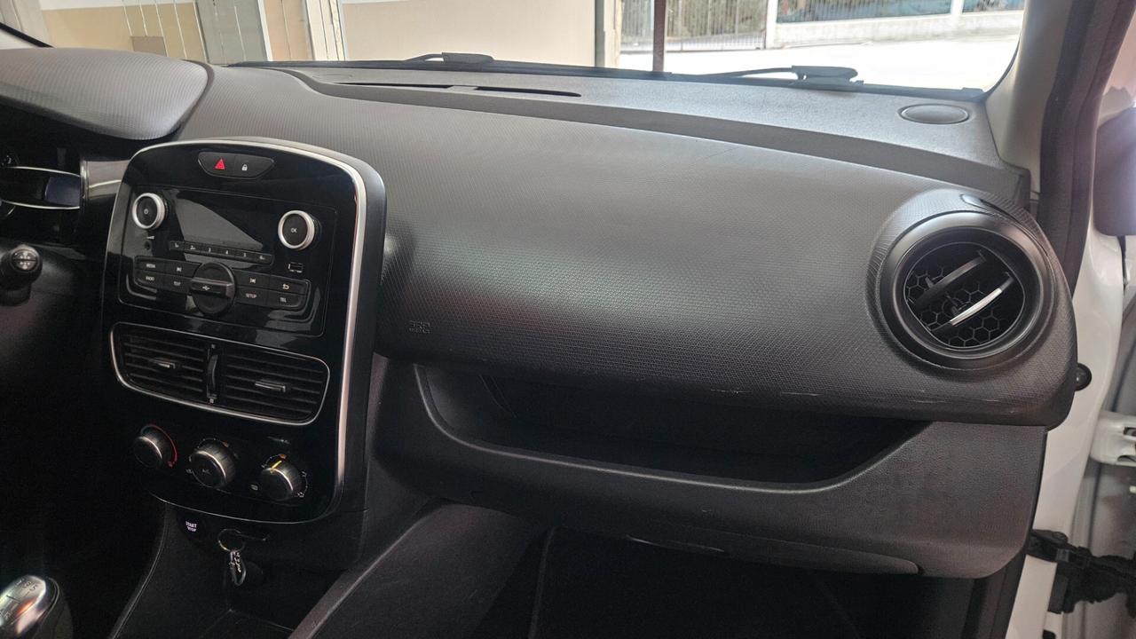 Renault Clio dCi 8V 75 CV Start&Stop 5 porte Energy Intens