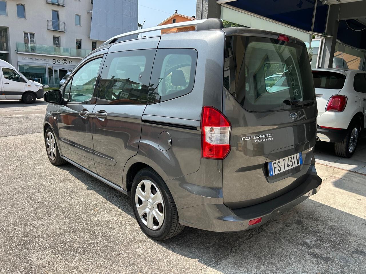 Ford Tourneo Courier 1.5 TDCI “ 40.000 KM “