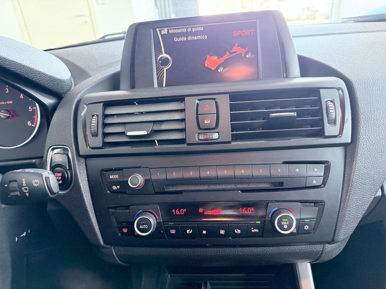 BMW 116d 116CV 5p. Sport NEOPATENTATI