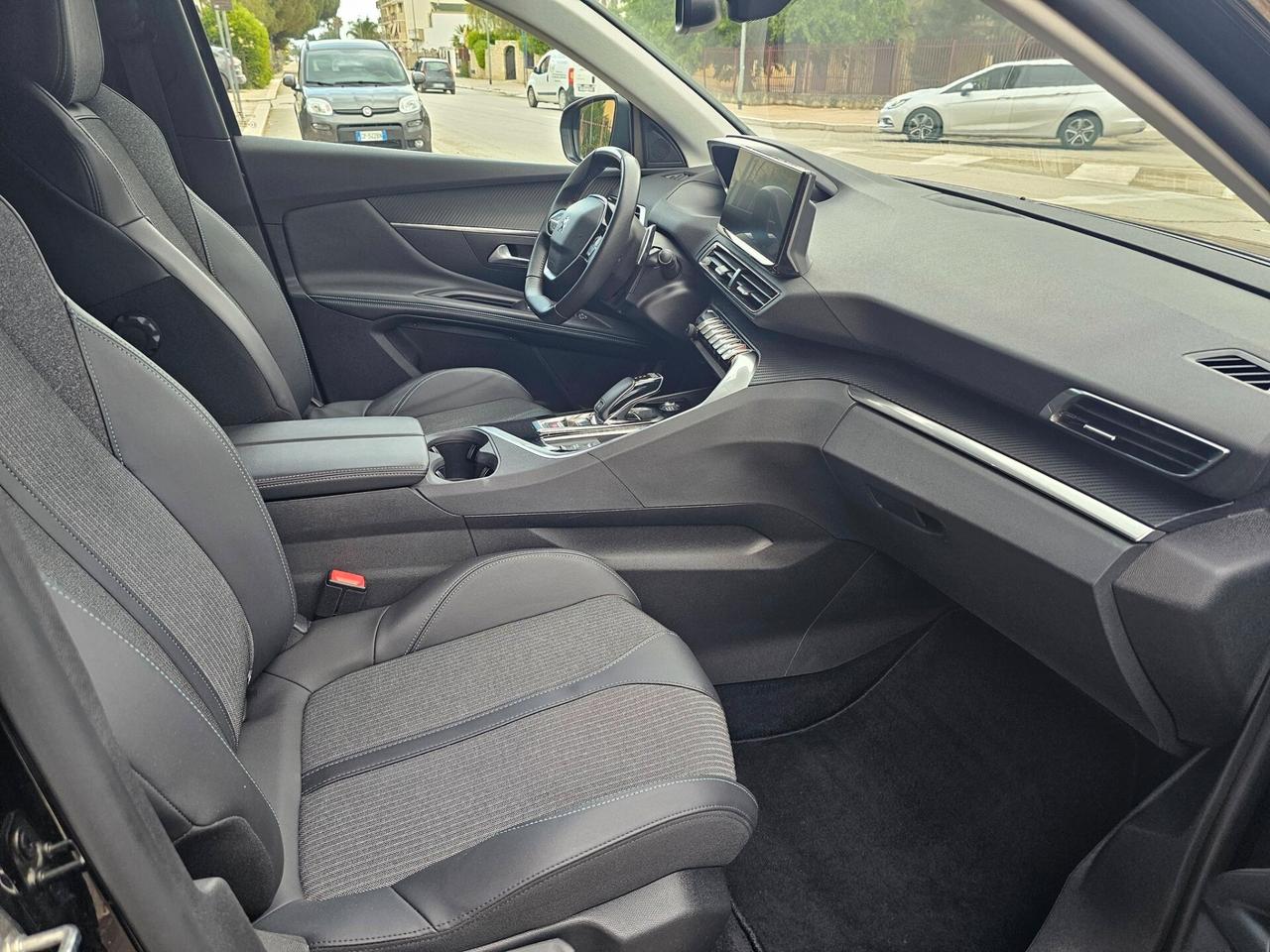 PEUGEOT 3008 1.5 BLUEHDI 131CV EAT8 ALLURE