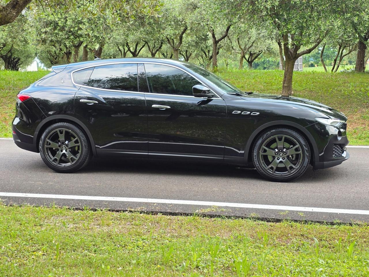 Maserati Levante V6 AWD 350 CV BENZINA - 2021