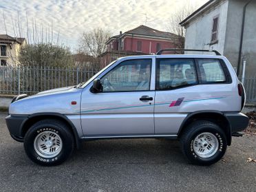 Ford Maverick 2.4i alias Nissan Terrano II