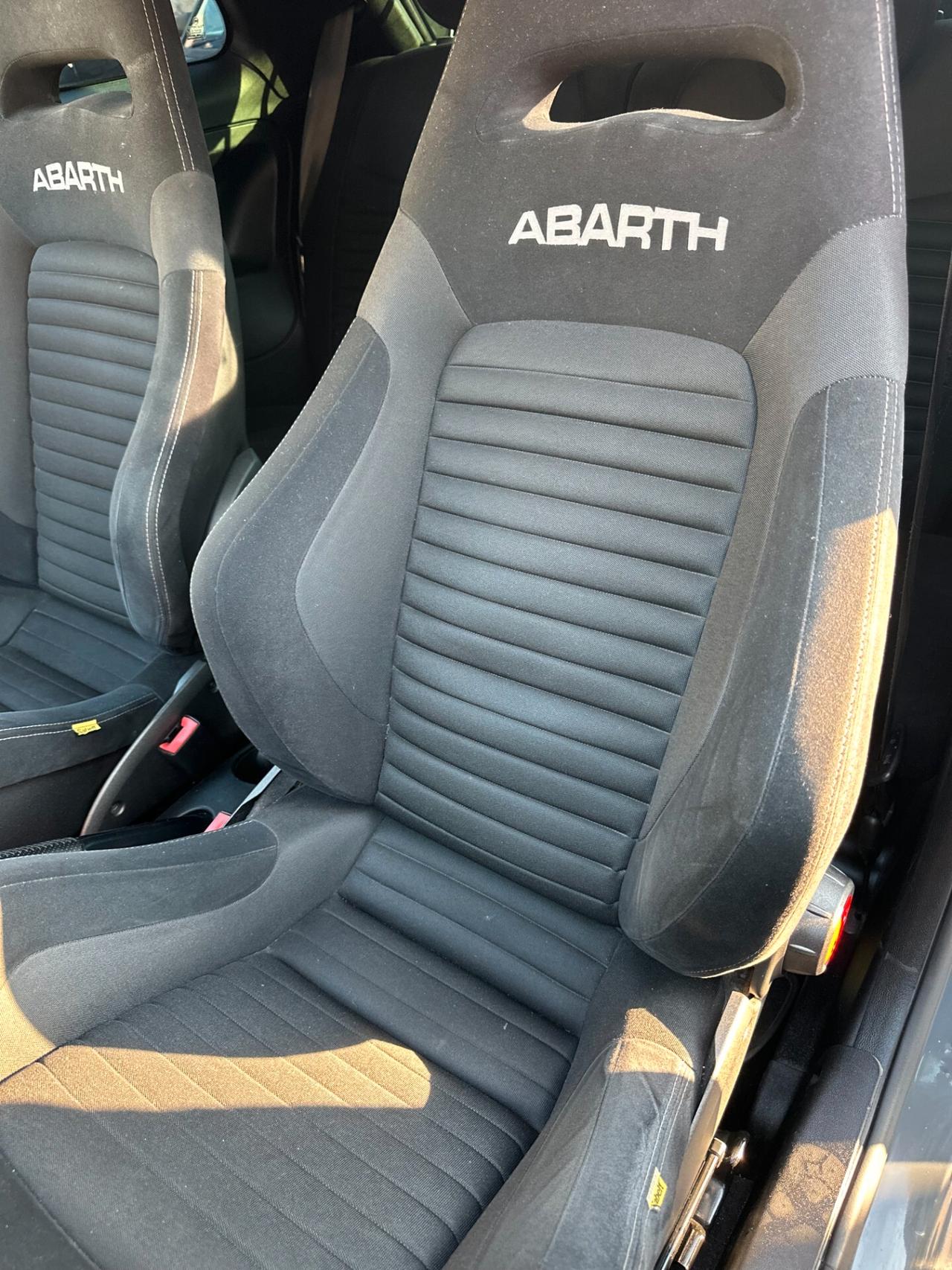 Abarth 595 1.4 Turbo T-Jet 180 CV Competizione