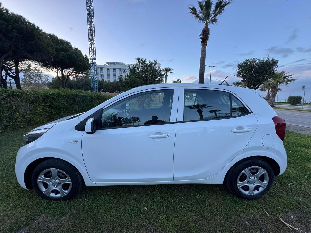 Kia Picanto 5 Porte Picanto 1.0 mpi Active my18