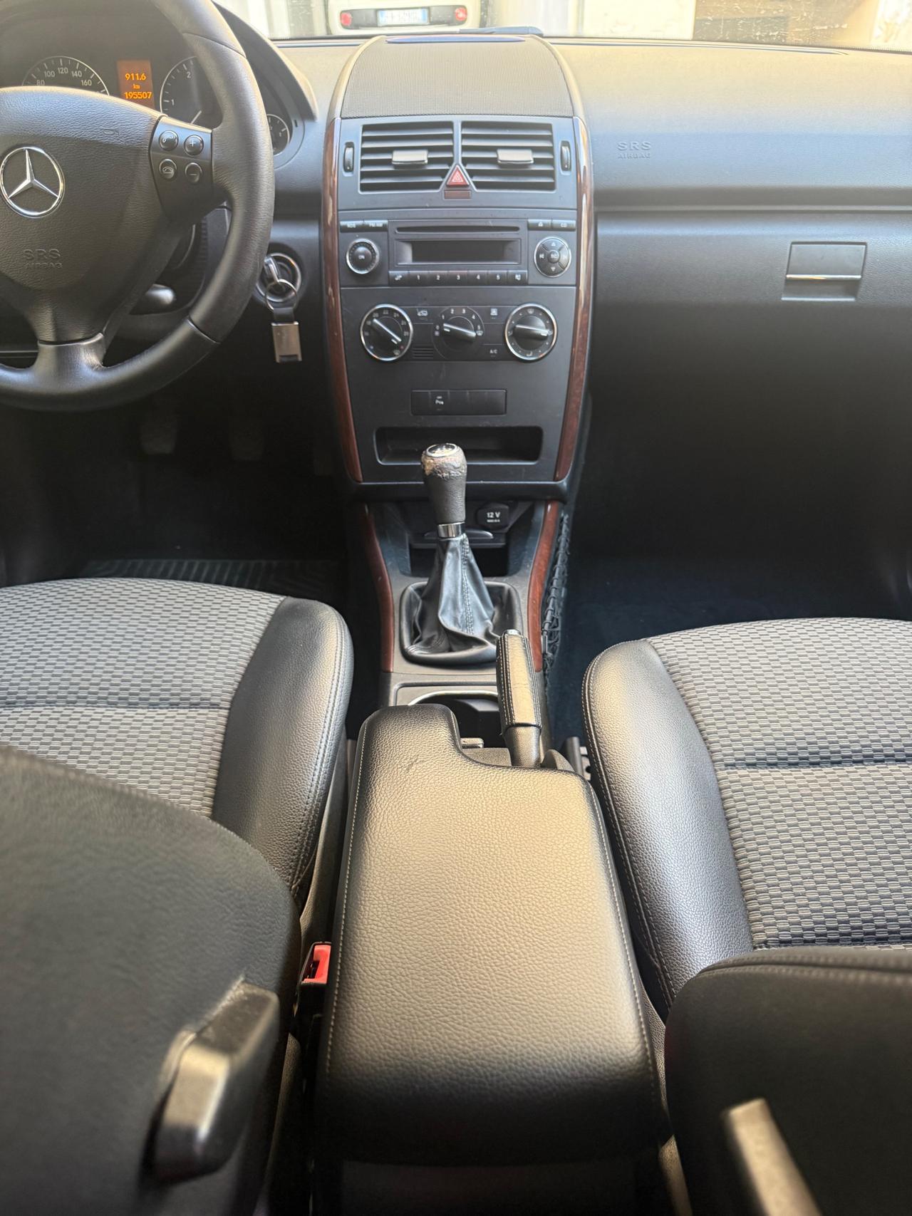 Mercedes Classe A Berlina A 180 cdi Avantgarde edition10