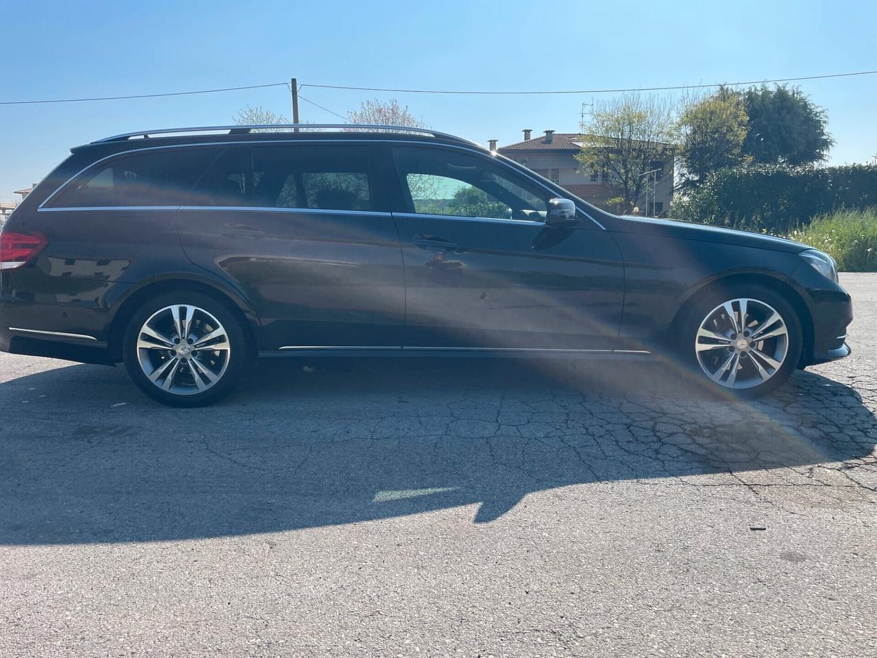 Mercedes-benz E 250 E 250 BlueTEC S.W. 4Matic Automatic Executive