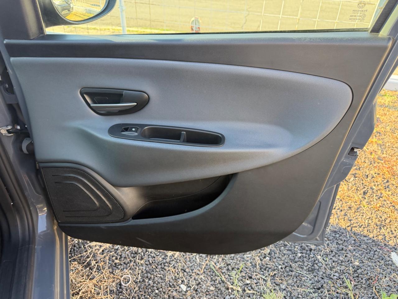 Lancia Ypsilon 1.3 MJT 16V 95 CV 5 porte S&S Elle