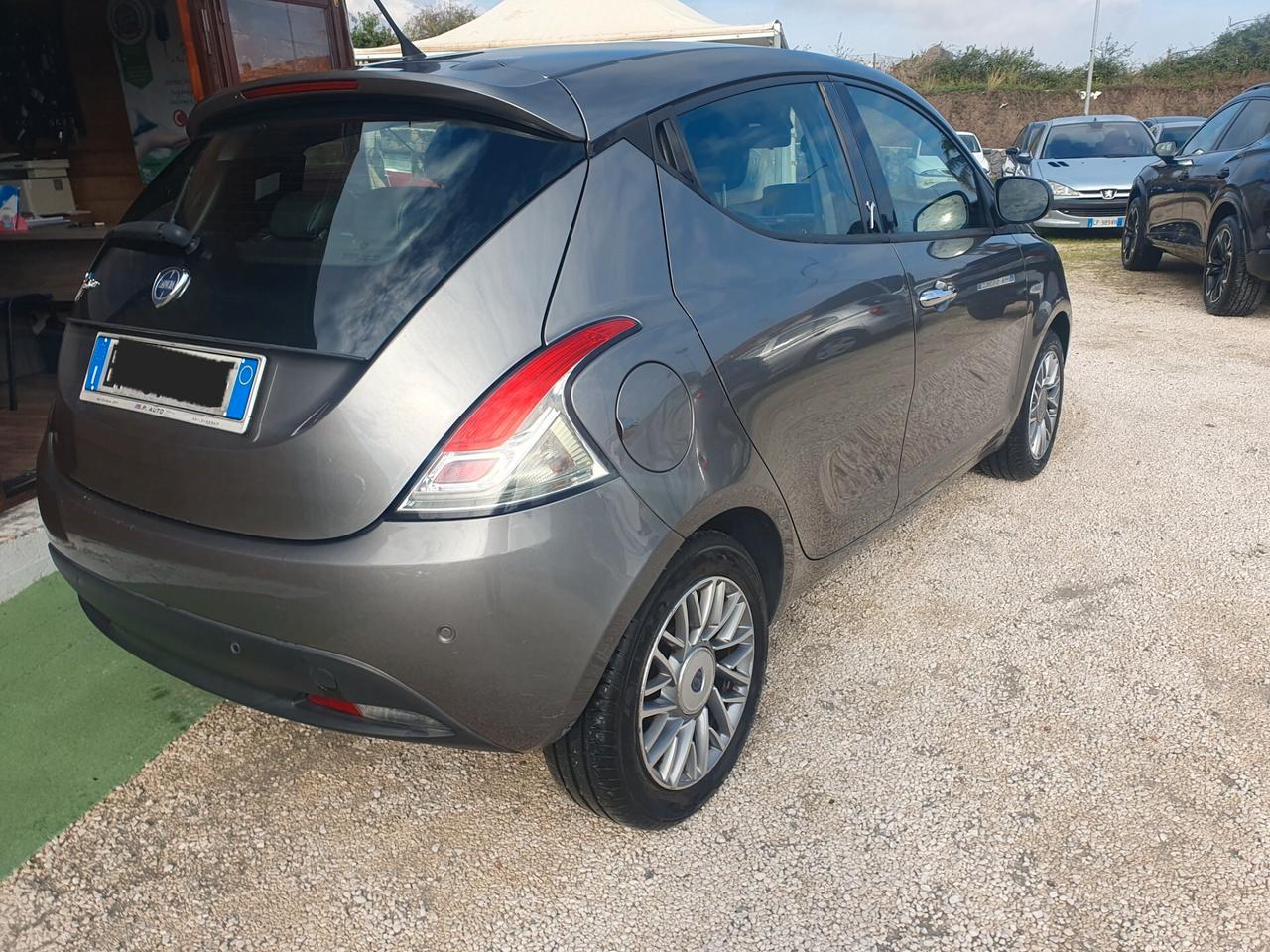 Lancia Ypsilon 1.3 MJT 16V 95 CV 5 porte S&S Gold