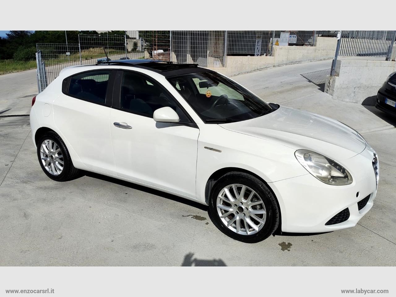 ALFA ROMEO Giulietta 1.6 JTDm-2 105 CV Distinctive TETTO APRIBILE