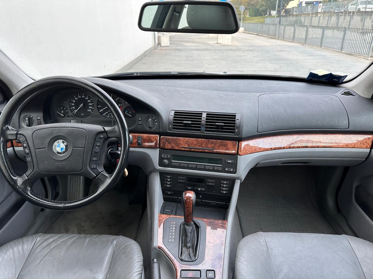Bmw 520 520i 24V cat Automatica