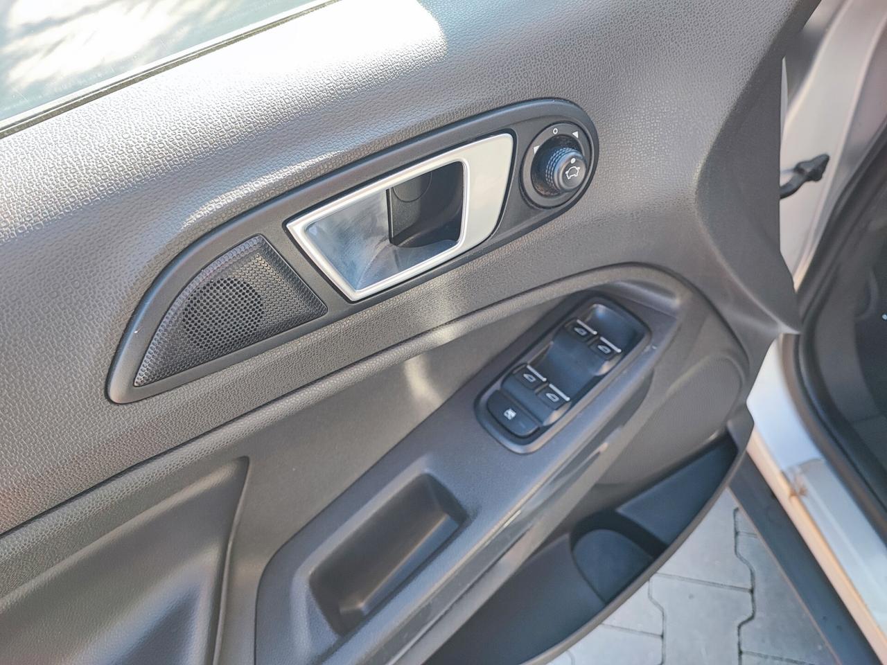 Ford EcoSport 1.5 TDCi 95 CV Titanium - 2016 - Promo