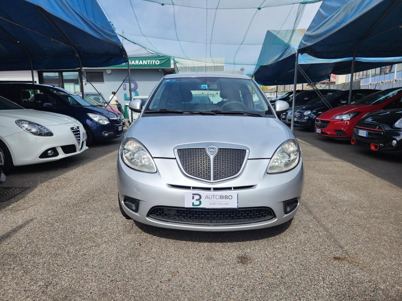 Lancia Ypsilon 1.4 Argento Ecochic GPL