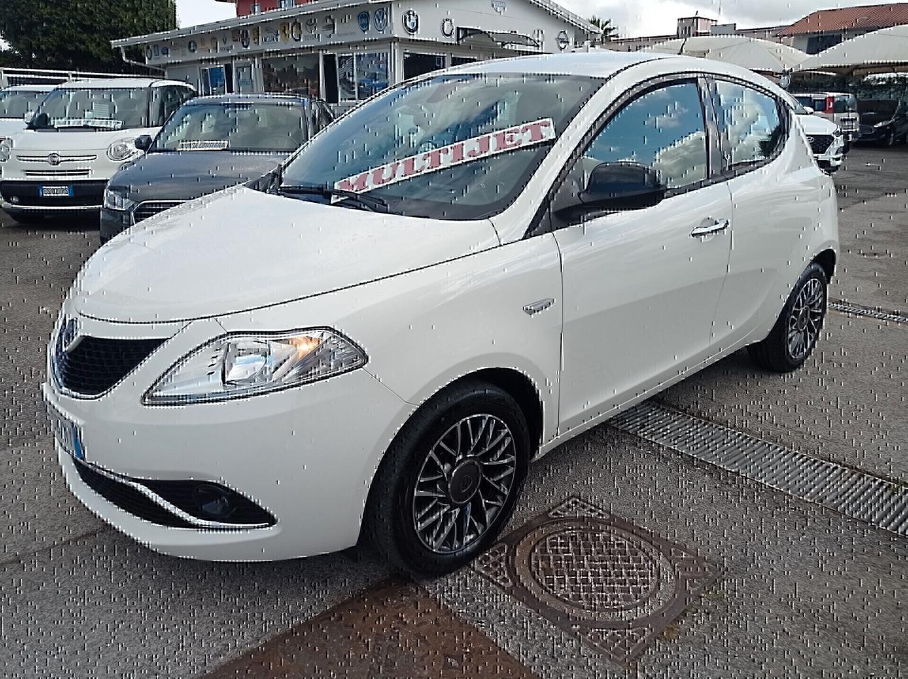 Lancia Ypsilon 1.3 MJT 95 CV 5 porte S&S Gold