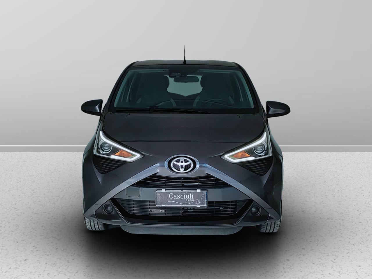 TOYOTA Aygo II 2018 5p - Aygo 5p 1.0 x-play 72cv