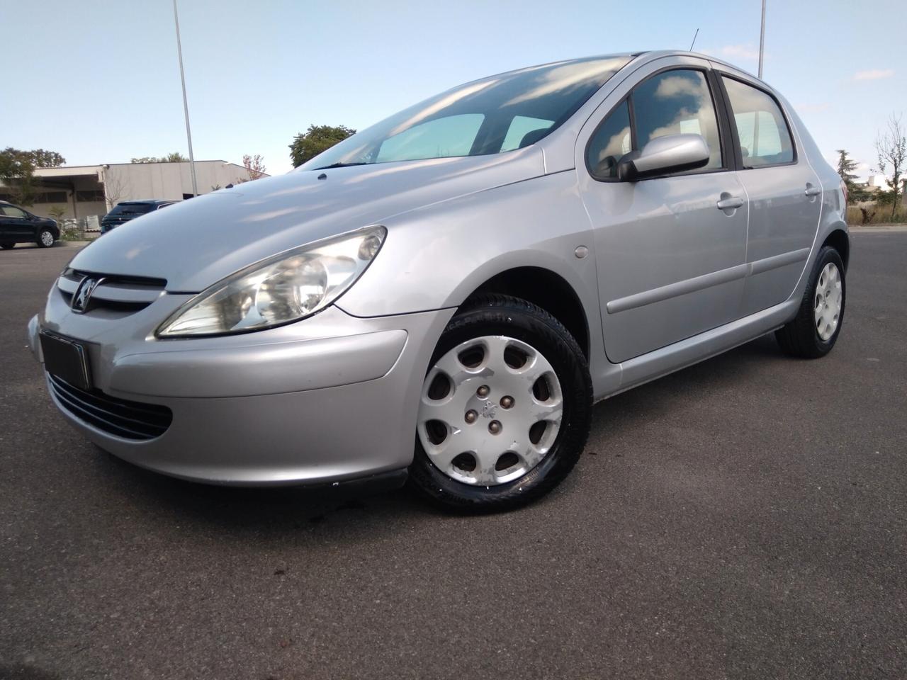 Peugeot 307 1.4 HDi 68cv diesel 5p. XR x neopatentati