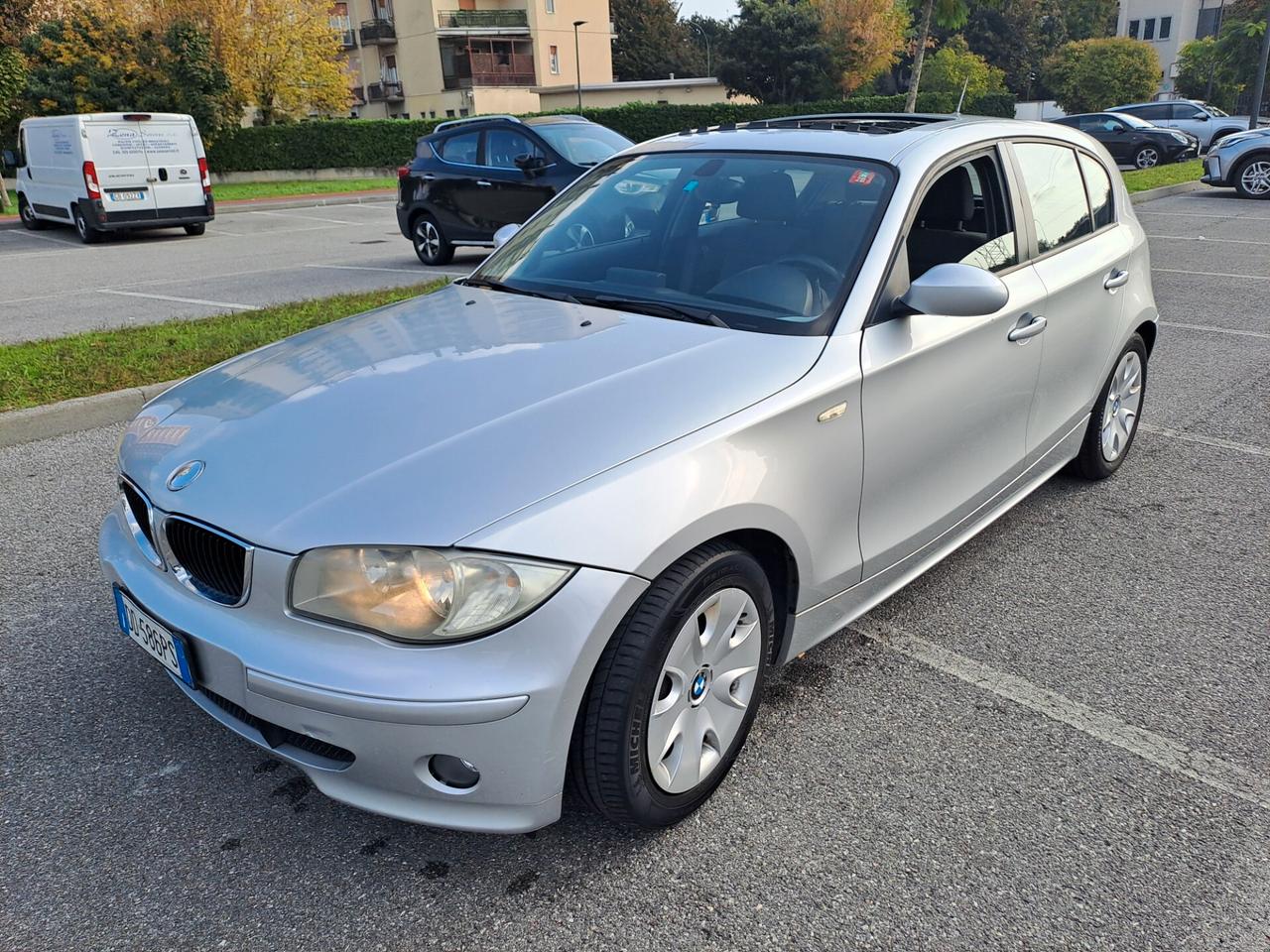 Bmw 120 120d cat 5 porte Attiva