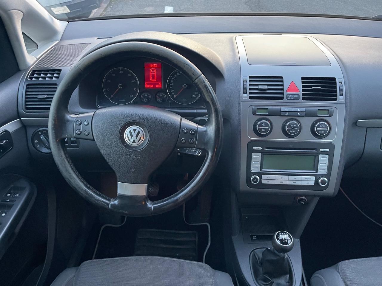 Volkswagen Touran 1.6 Trendline
