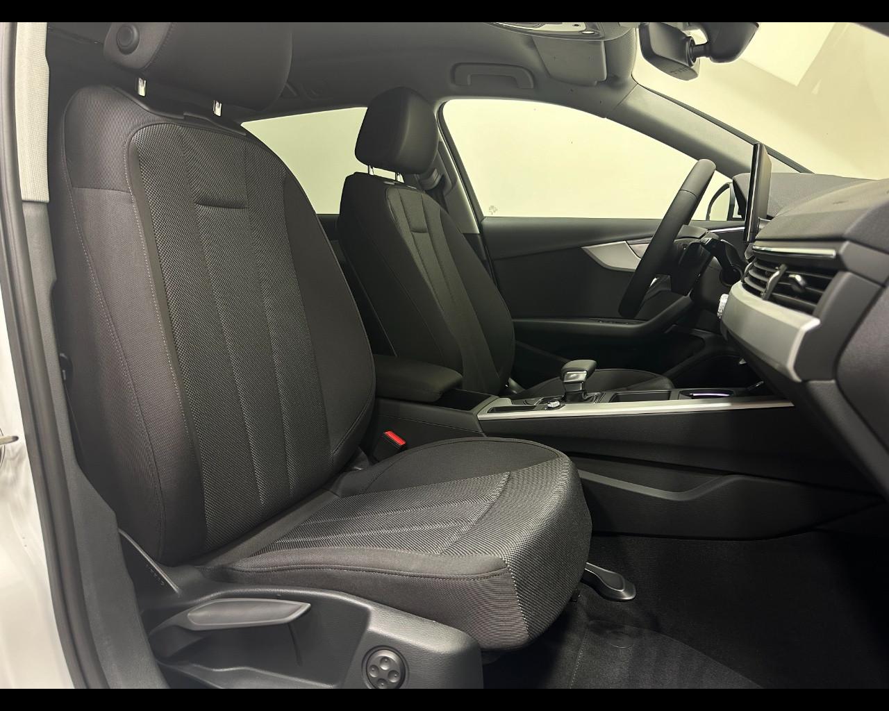 AUDI A4 AVANT 35 TDI 163CV MHEV BUSINESS ADVANCED S-TRONIC