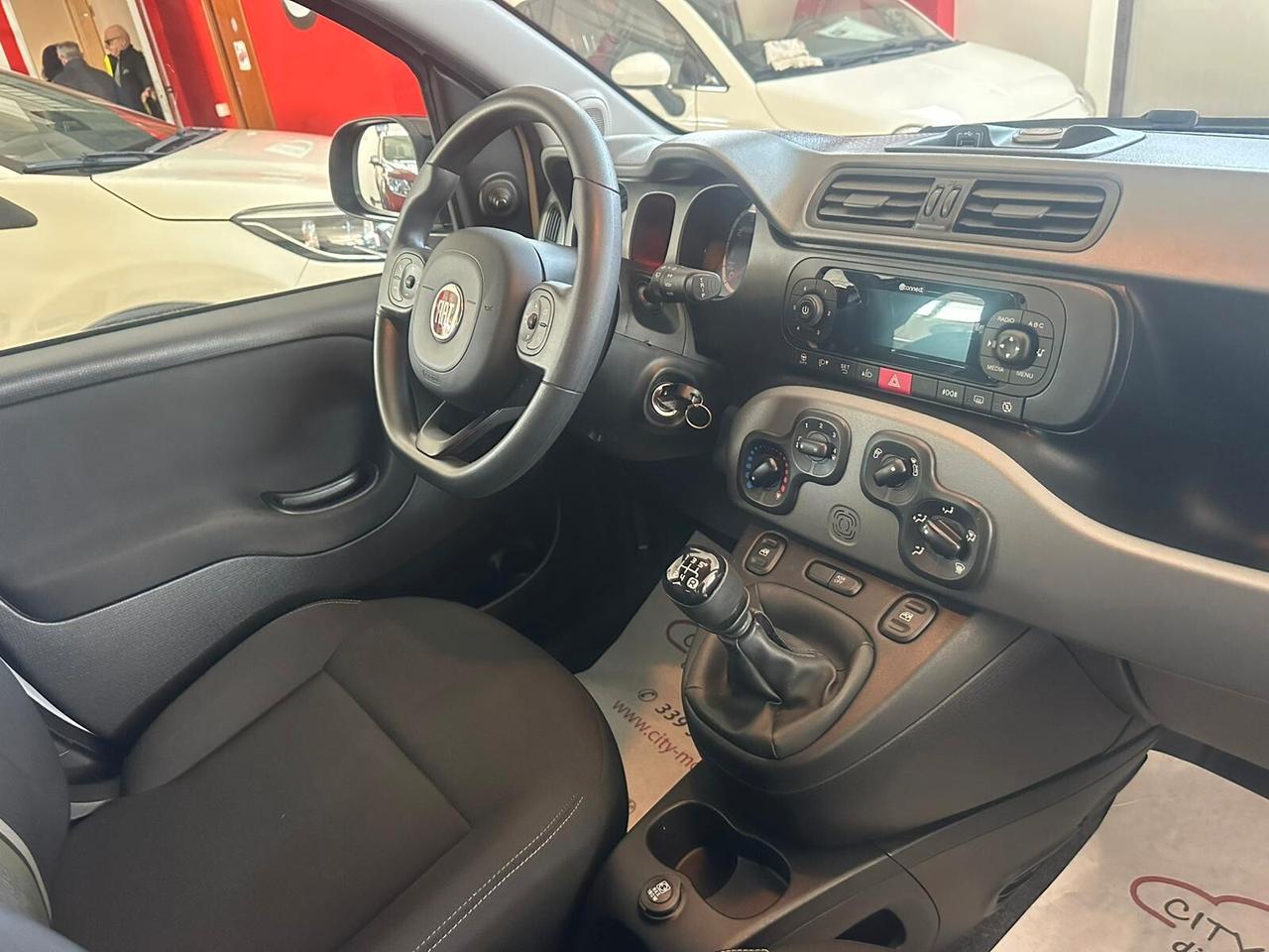 Fiat Panda 1.2 Connected by Wind