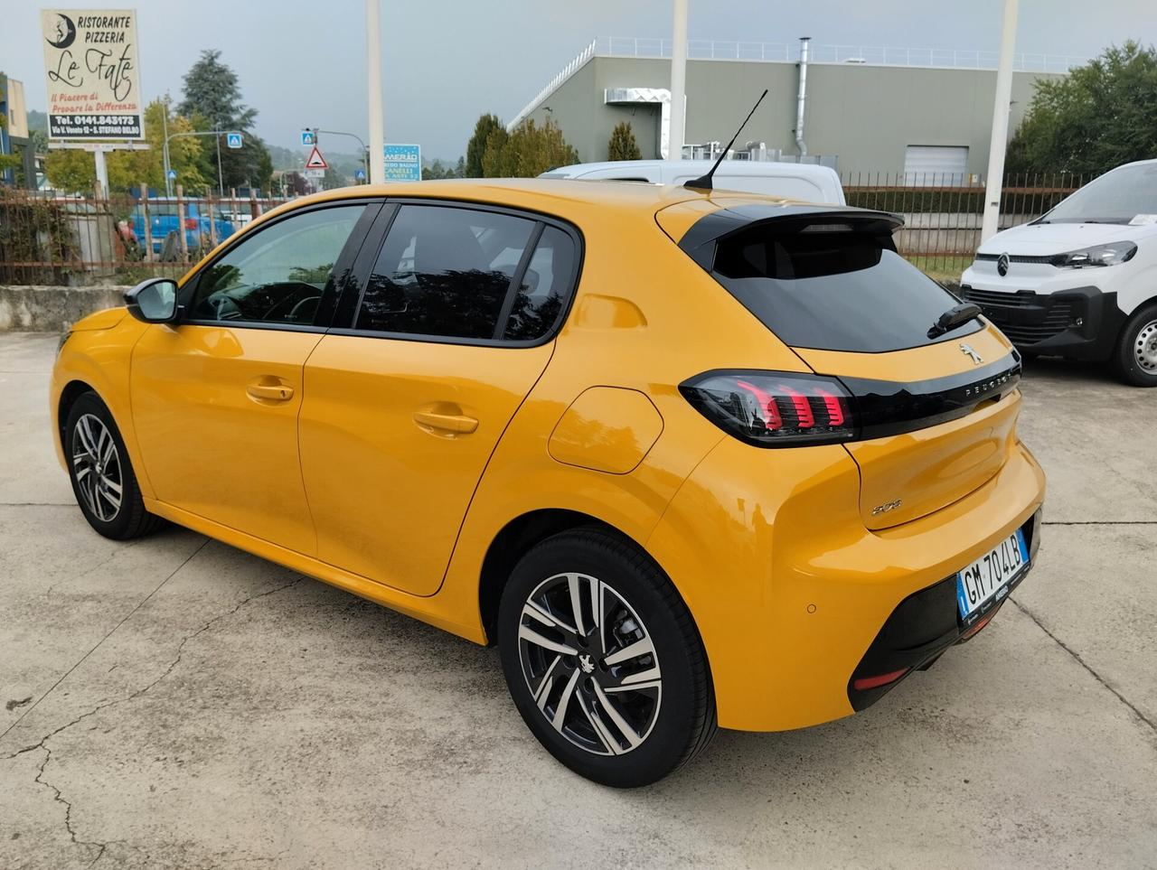 Peugeot 208 PureTech 100 Stop&Start 5 porte Allure
