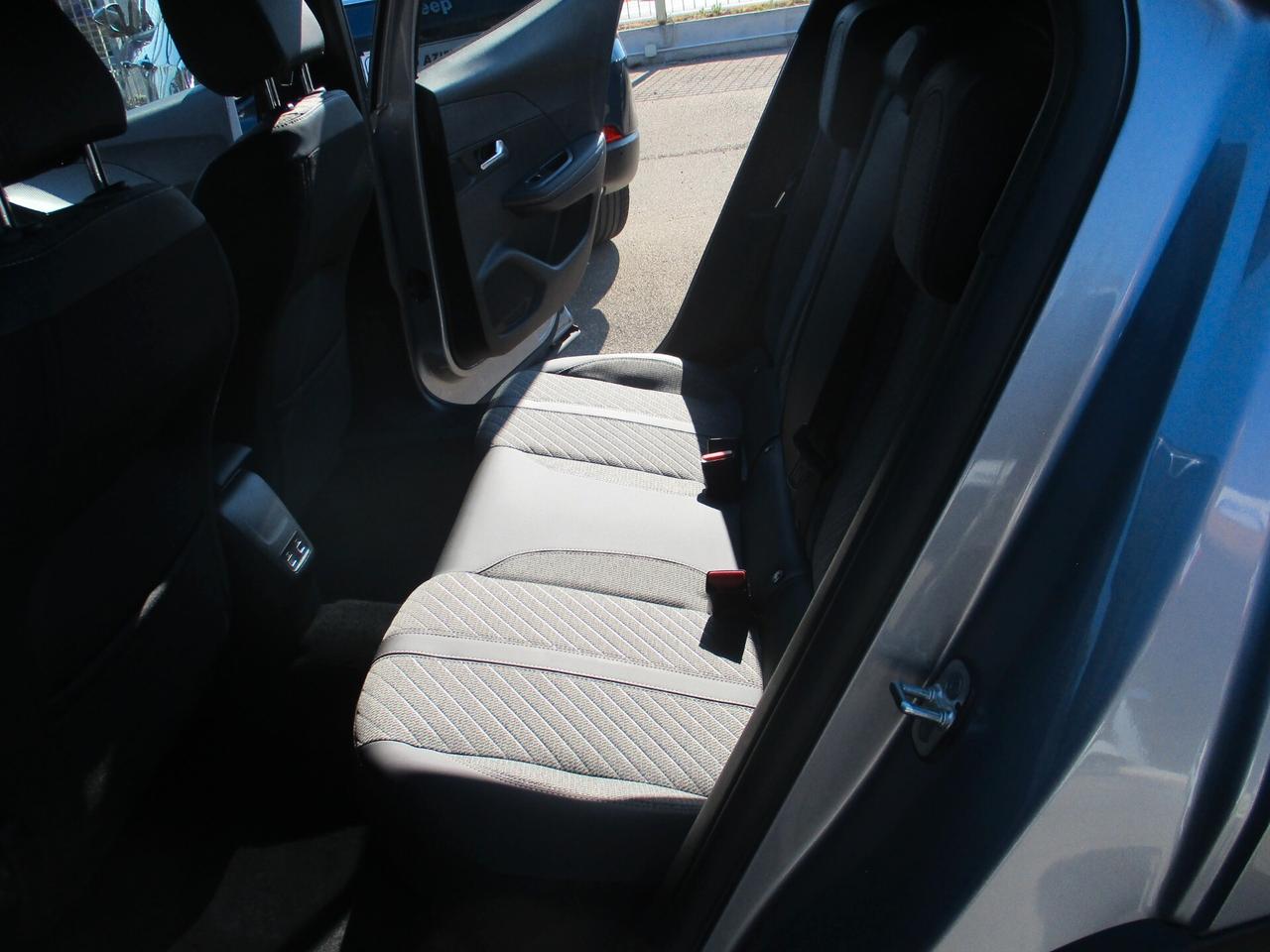 Peugeot 2008 PureTech 100 S&S Allure