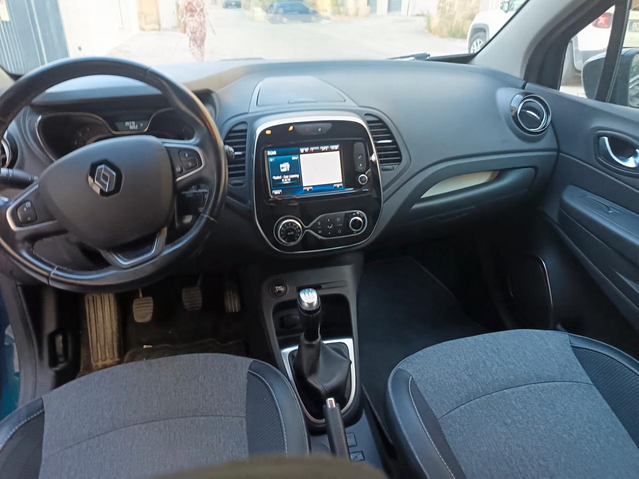 Renault Captur 1.5.DCI Sport Edition2 km.95000 Full Optional