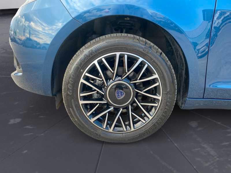 LANCIA Ypsilon 1.0 firefly hybrid Platino s&s 70cv