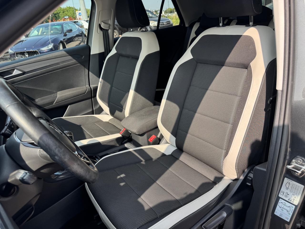 Volkswagen T-Roc 1.0 TSI 115 CV Advanced BlueMotion Neopatentati