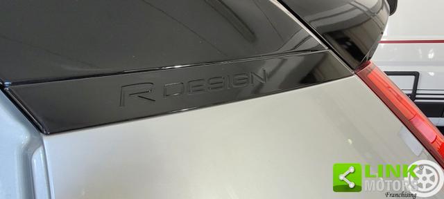 VOLVO XC40 D4 AWD Geartronic R-design