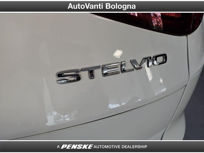 Alfa Romeo Stelvio Stelvio 2.2 tI Veloce Q4 210cv auto