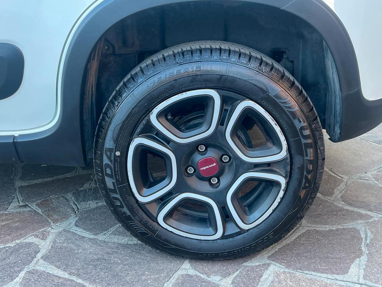 FIAT PANDA BENZINA METANO City Life ADATTA NEOPATENTATI