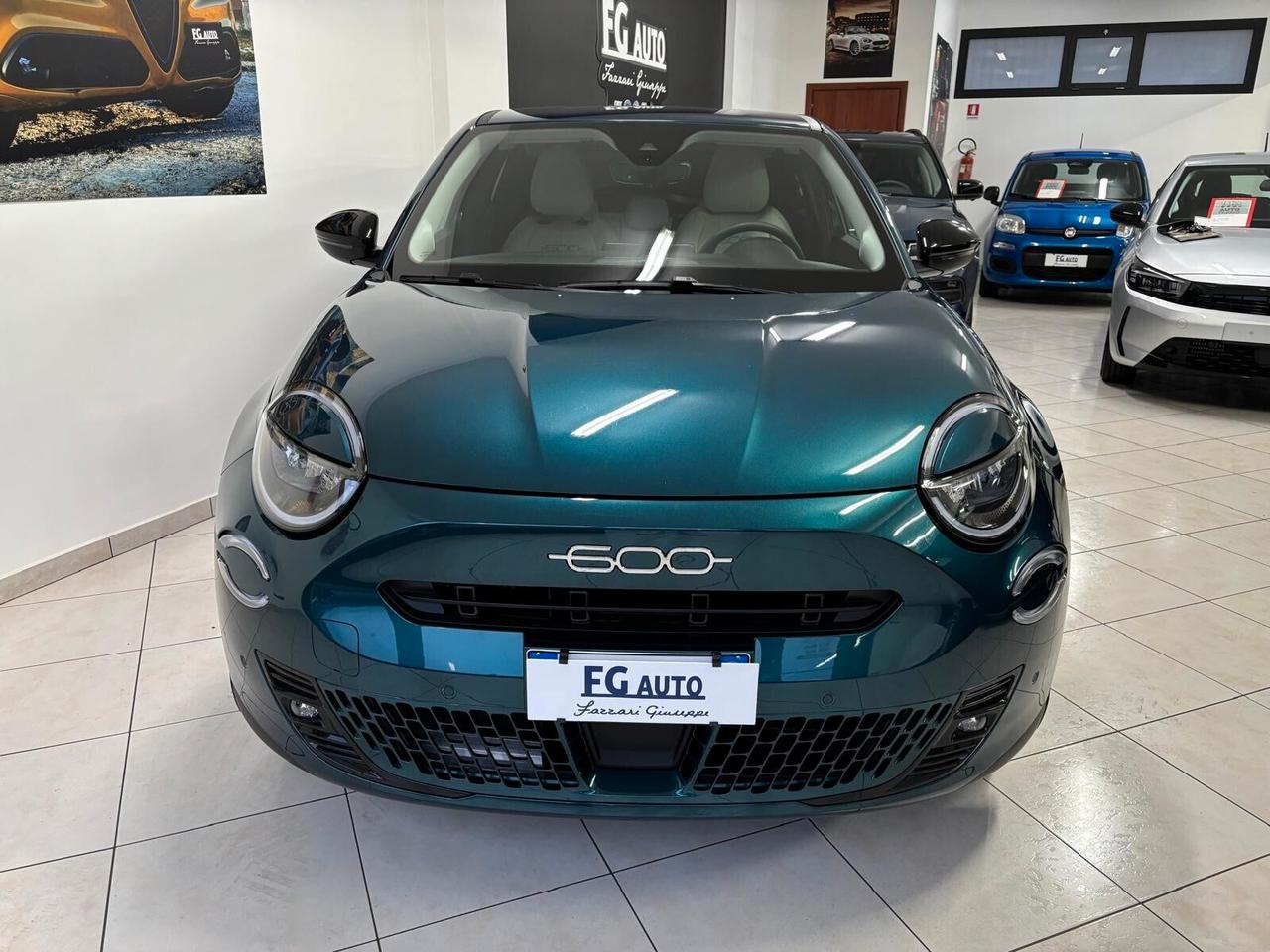 Fiat 600 Hybrid 100 CV DCT MHEV La Prima