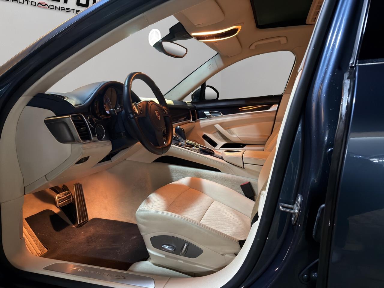 Porsche Panamera 4.8 4S