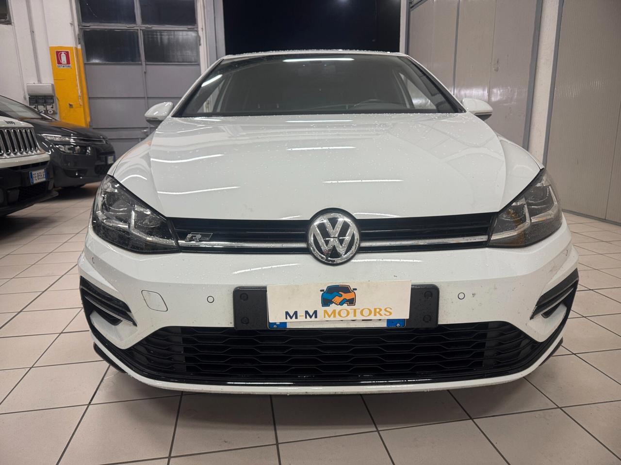 VOLKSWAGEN Golf 1.0 115 CV 5p. R-LINE **UNICO PROPRIETARIO**