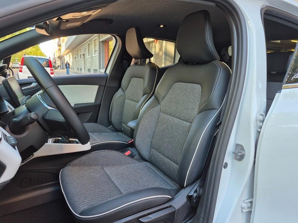 Renault Clio TCe 90 CV 5 porte Techno