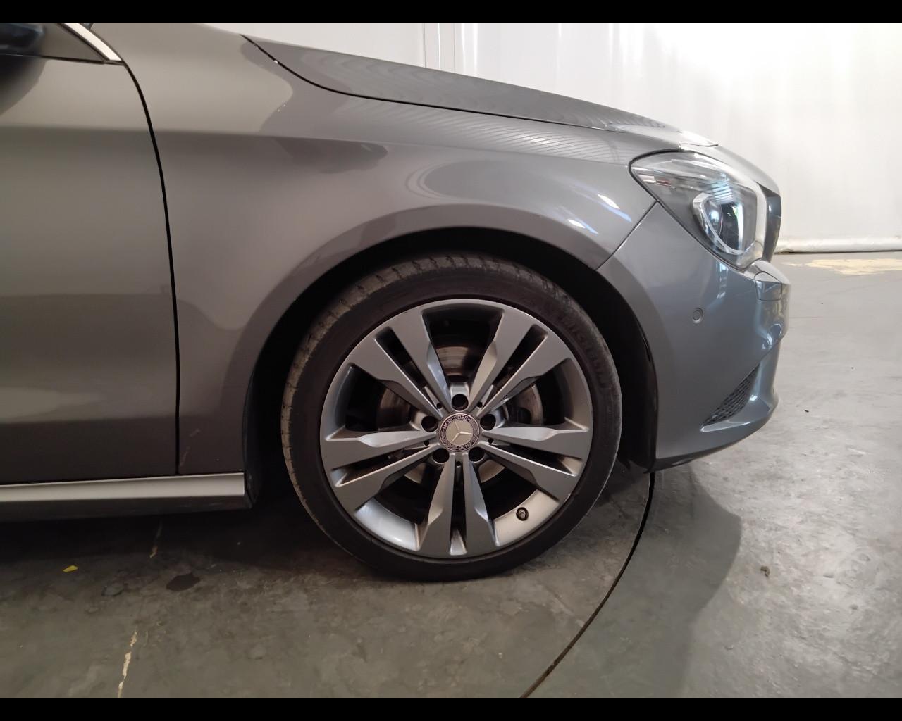 Mercedes-Benz CLA Shooting Brake - X117 - CLA Shooting Brake 200 d (cdi) S