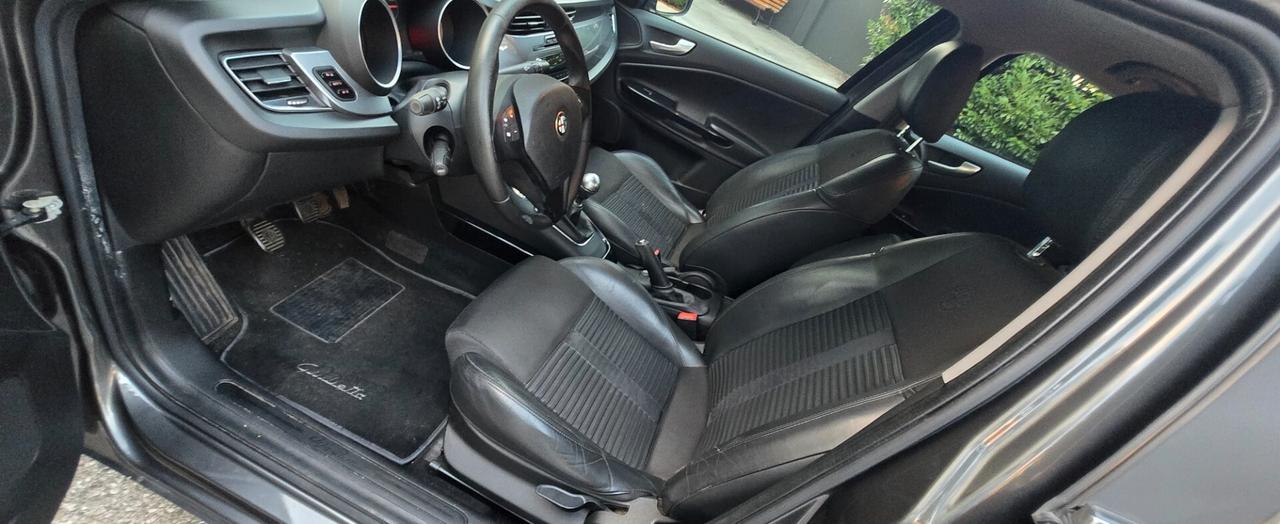 Alfa Romeo Giulietta 2.0 JTDm-2 140 CV Exclusive