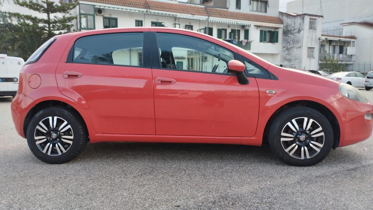 Fiat Punto 1.3 MJT II 75 CV 5 porte Lounge