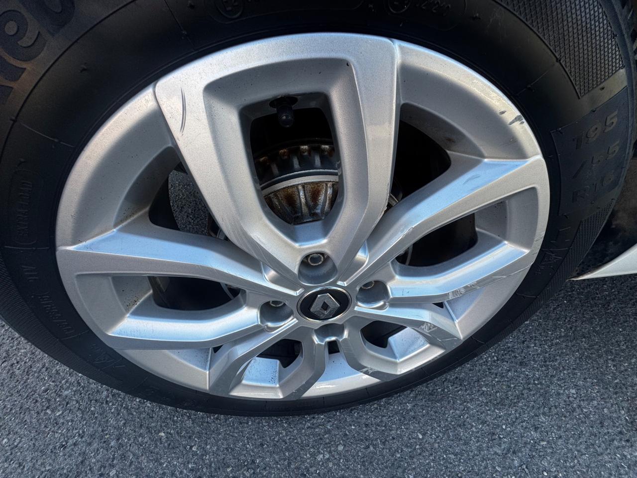 Renault Clio Sporter dCi 8V 90 CV EDC Business