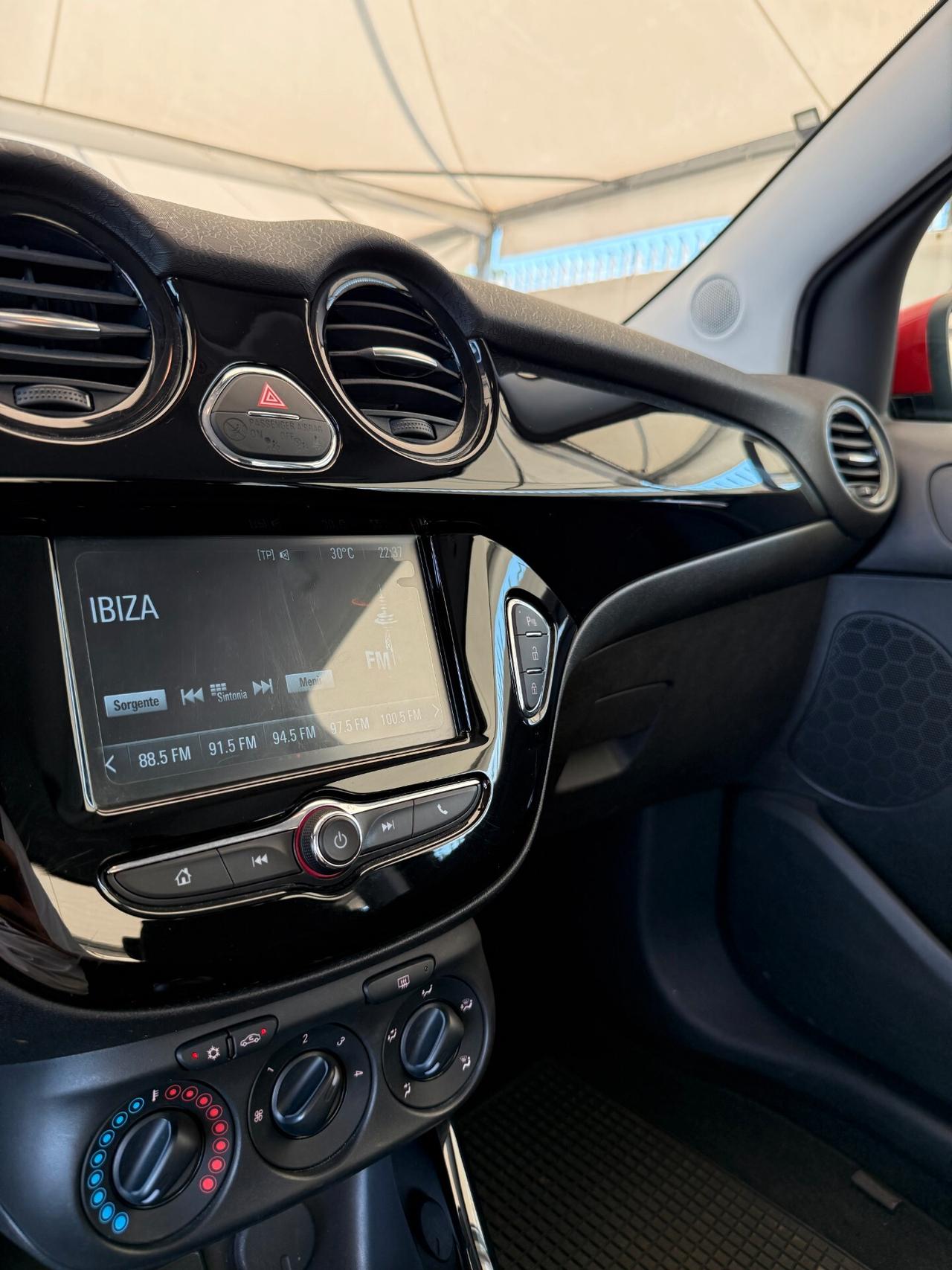 Opel Adam Rocks 1.2 70 CV X Factor