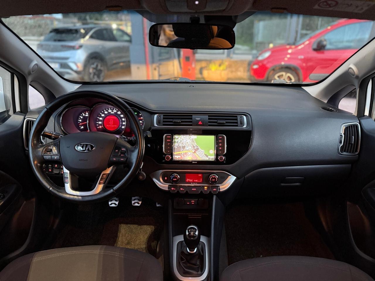 Kia Rio 1.1 CRDi 75 CV S&S High Tech