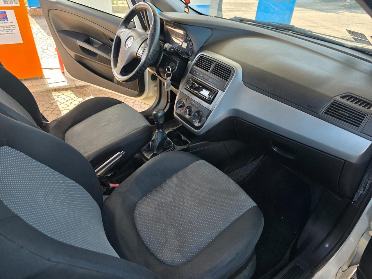 Fiat Grande Punto 1.3 MJT 75 CV 5 porte Actual con 222.000km