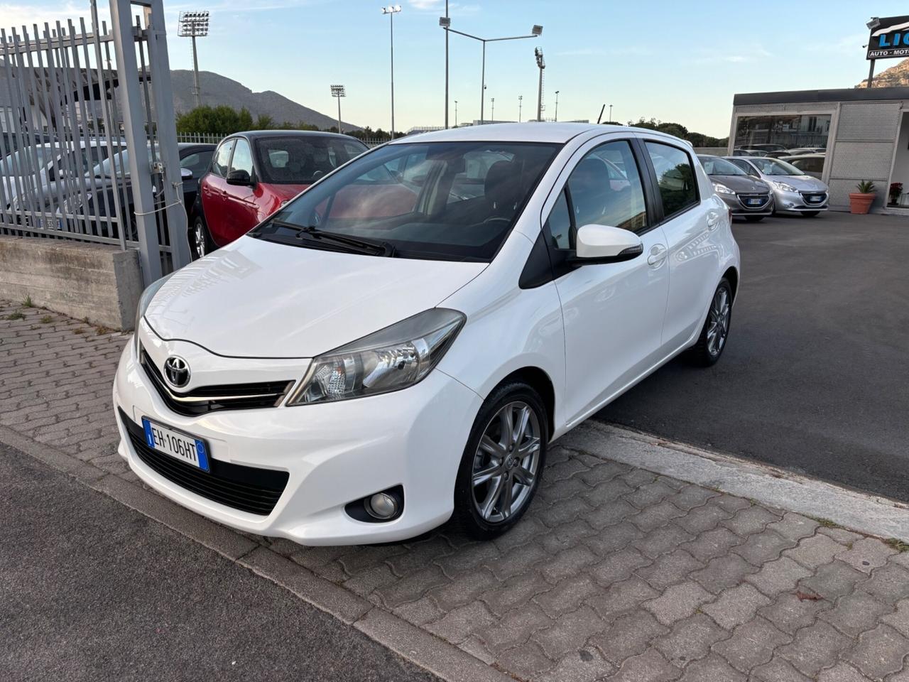 Toyota Yaris 1.4 D-4D 5 porte Lounge