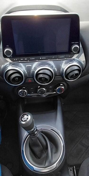 Nissan Juke 1.0 DIG-T 114 CV Tekna