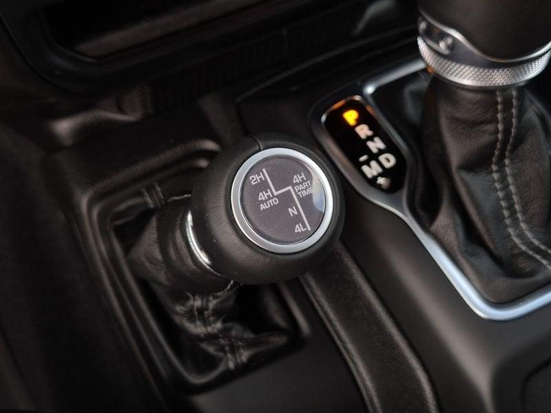 Jeep Wrangler Unlimited 2.0 turbo Sahara auto